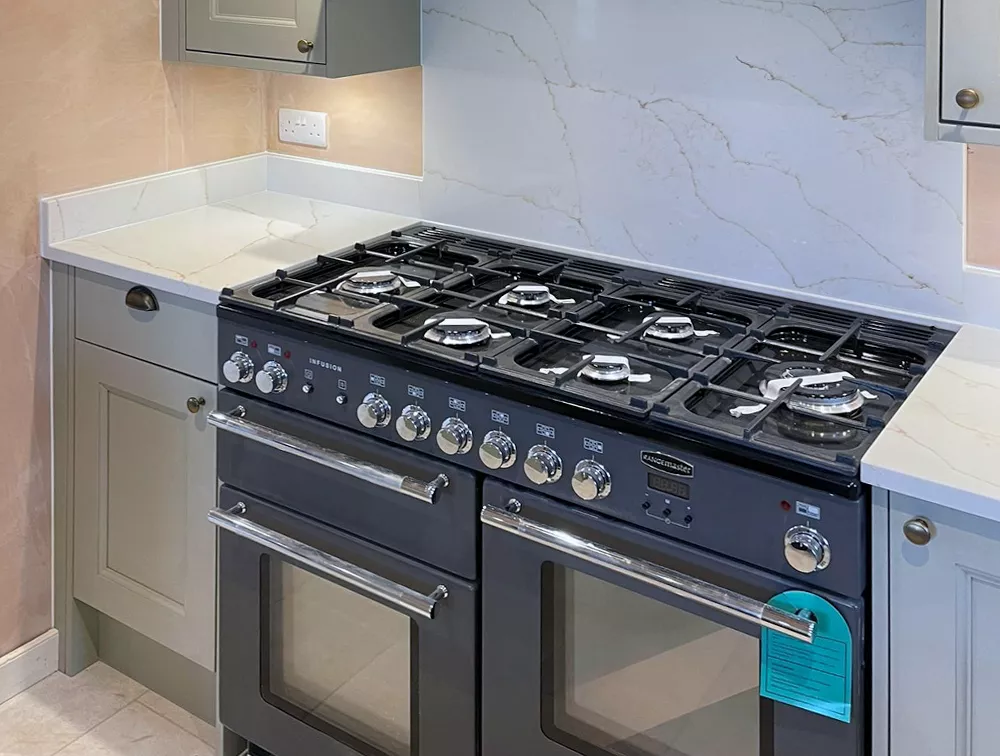 Aviva Stone Granite South East bespoke surfaces for kitchens, bathrooms and living spaces