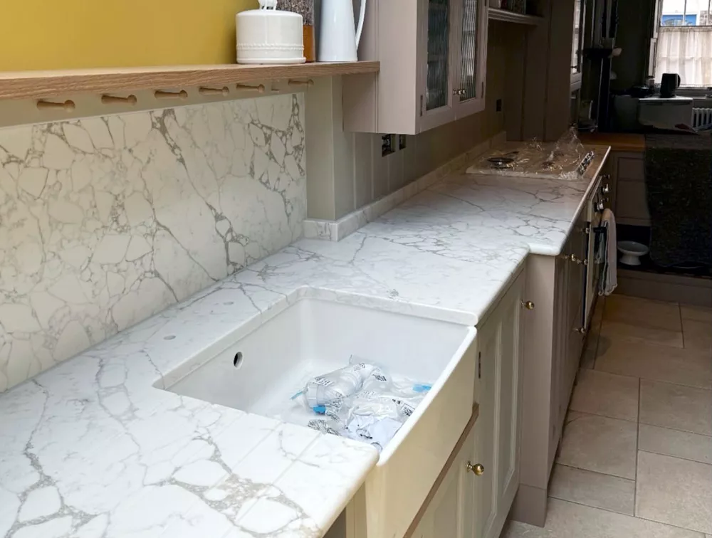 Bespoke quartz, marble and granite surfaces for kitchens, bathrooms and living spaces