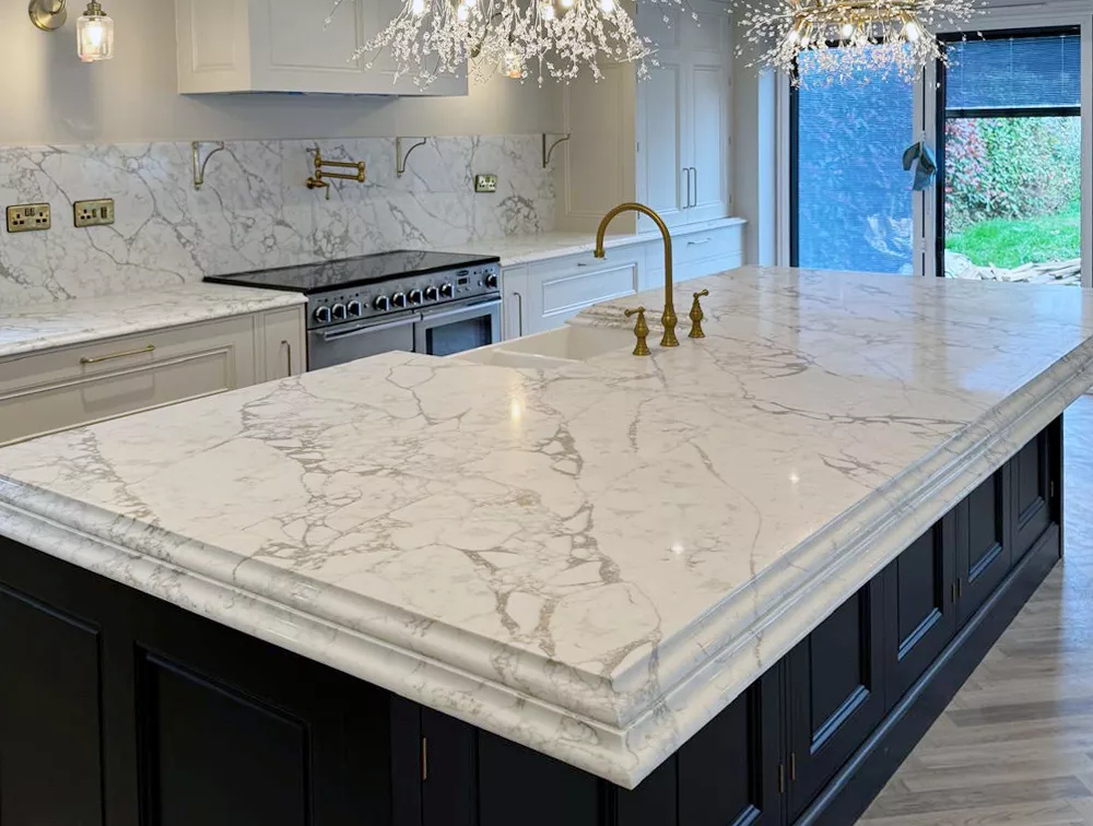 The best quartz, marble and granite surfaces for kitchens, bathrooms and living spaces