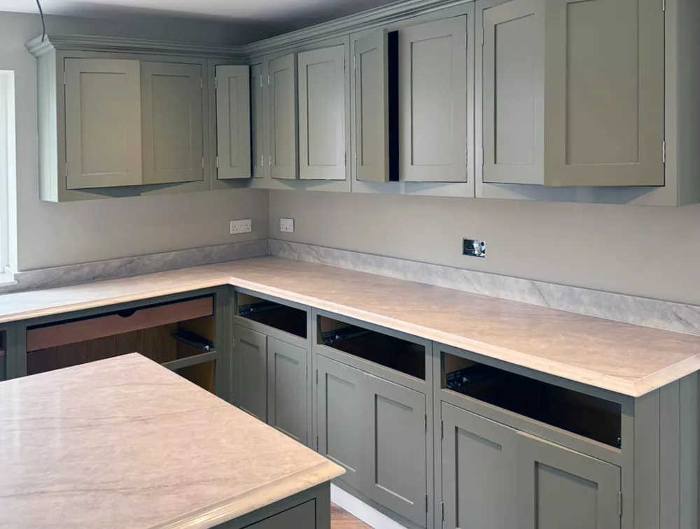 The best quartz, marble and granite surfaces for kitchens, bathrooms and living spaces