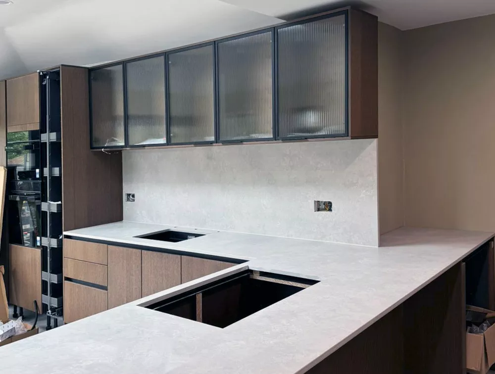 The best quartz, marble and granite surfaces for kitchens, bathrooms and living spaces
