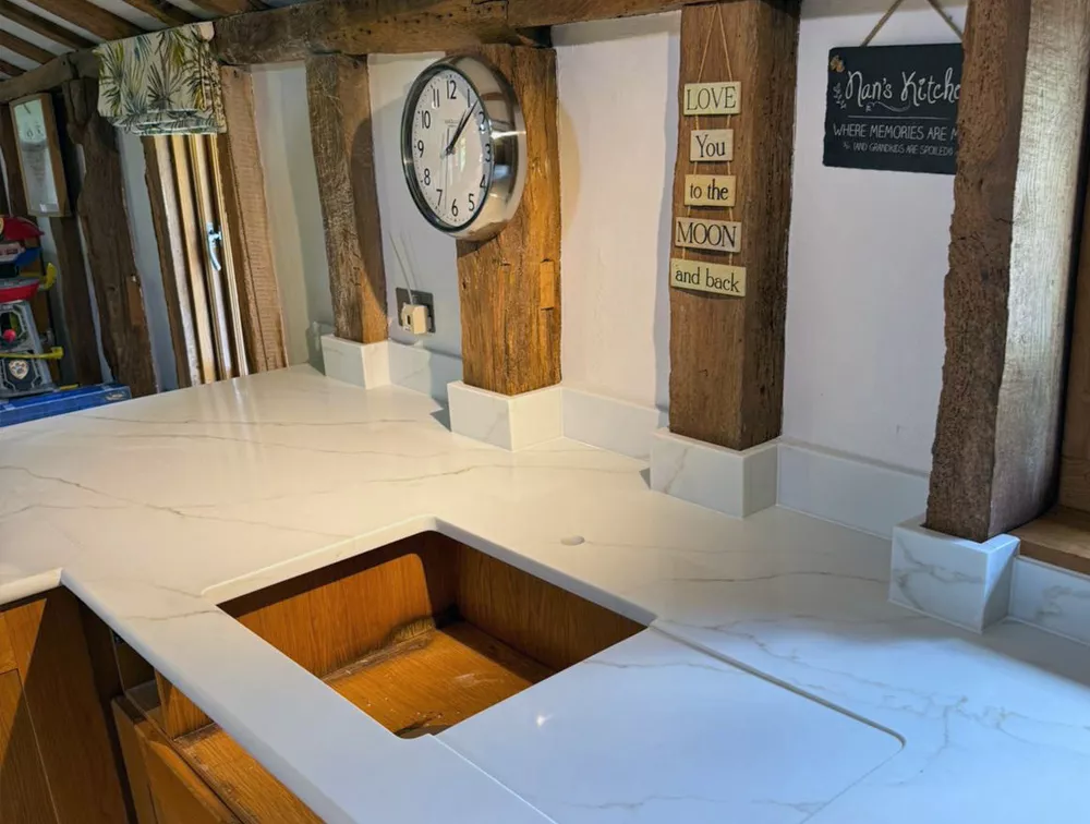 The best quartz, marble and granite surfaces for kitchens, bathrooms and living spaces